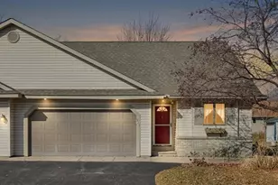 915 Lucille Ct, River Falls, WI 54022 - Photo 1