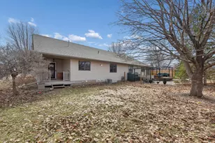 915 Lucille Ct, River Falls, WI 54022 - Photo 28