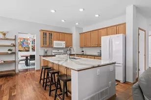 9480 Tyne Ln, Inver Grove Heights, MN 55077 - Photo 16