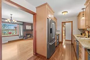 791 Creek Ave, Mendota Heights, MN 55120 - Photo 12