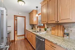 791 Creek Ave, Mendota Heights, MN 55120 - Photo 10