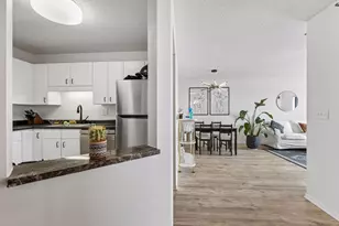 78 10th St E, Saint Paul, MN 55101 - Photo 12