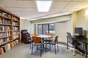 78 10th St E, Saint Paul, MN 55101 - Photo 38