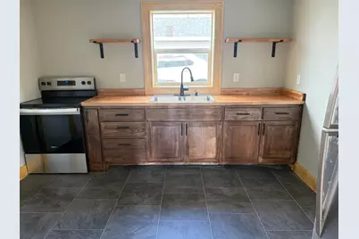 215 9th Street NW, Bemidji, MN 56601 - Photo 10