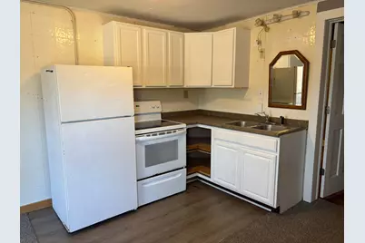 215 9th Street NW, Bemidji, MN 56601 - Photo 2
