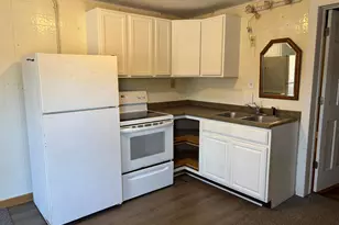 215 9th St NW, Bemidji, MN 56601 - Photo 2