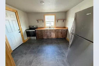 215 9th Street NW, Bemidji, MN 56601 - Photo 8