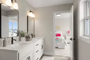 23804 Hall Dr, Lakeville, MN 55044 - Photo 18