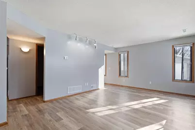 9353 Ranchview Lane N, Maple Grove, MN 55369 - Photo 4