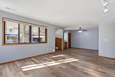 9353 Ranchview Lane N, Maple Grove, MN 55369 - Photo 6