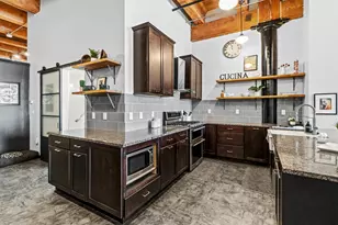 406 Wacouta St, Saint Paul, MN 55101 - Photo 24