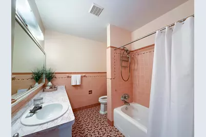 1040 Mayowood Road SW, Rochester, MN 55902 - Photo 24