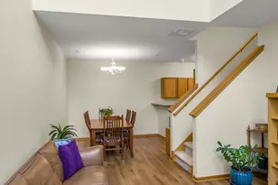 1562 Liberty Cir, Shakopee, MN 55379 - Photo 4