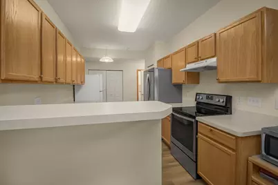 1562 Liberty Circle, Shakopee, MN 55379 - Photo 10