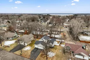 553 Hawthorn Rd, Circle Pines, MN 55014 - Photo 6