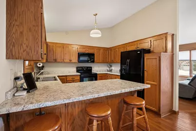 553 Hawthorn Road, Circle Pines, MN 55014 - Photo 12