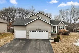 553 Hawthorn Rd, Circle Pines, MN 55014 - Photo 1