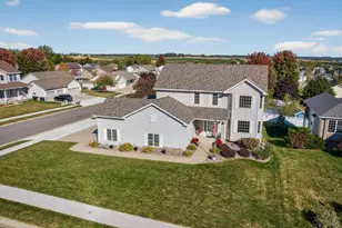 713 7th St NW, Byron, MN 55920 - Photo 1