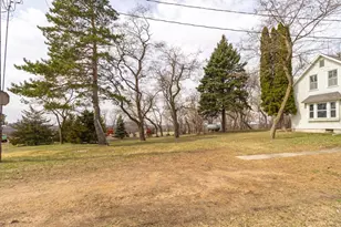 16827 Walden Ave, Hutchinson, MN 55350 - Photo 6