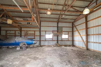 16827 Walden Avenue, Hutchinson, MN 55350 - Photo 10