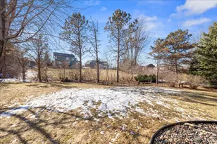 10592 Hawthorn Trail, Woodbury, MN 55129 - Photo 48