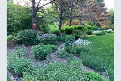 10592 Hawthorn Trail, Woodbury, MN 55129 - Photo 46