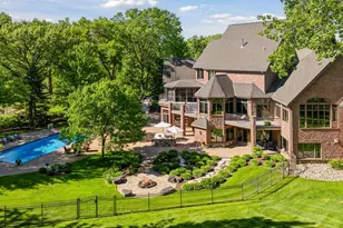 614 Hidden Creek Trail, Mendota Heights, MN 55118 - Photo 2
