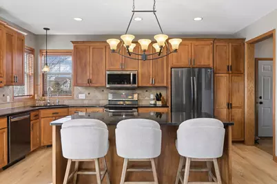 17532 Heidelberg Way, Lakeville, MN 55044 - Photo 2