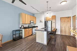 4525 Park Commons Dr, Saint Louis Park, MN 55416 - Photo 6