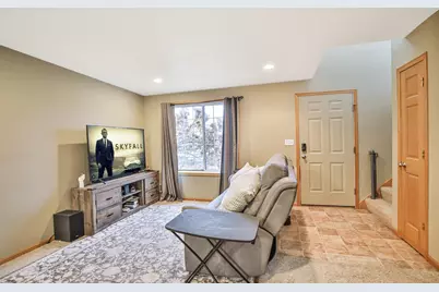 29 6th Avenue SE, Dodge Center, MN 55927 - Photo 4