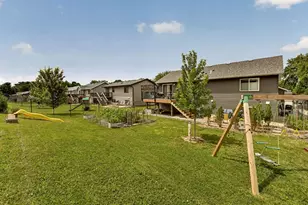 212 Sunnydale Ln SE, Rochester, MN 55904 - Photo 36