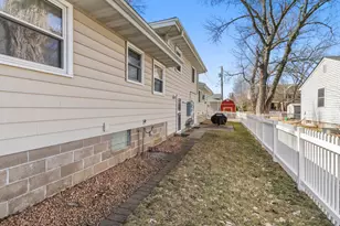 4318 & 4320 W 126th St, Savage, MN 55378 - Photo 4