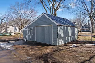 510 Monroe St SE, Hutchinson, MN 55350 - Photo 20