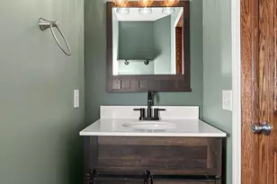 955 Santa Vera Dr, Chanhassen, MN 55317 - Photo 14