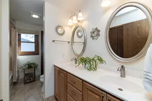 9901 Oakland Ave S, Bloomington, MN 55420 - Photo 20