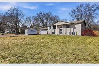 15720 7th Avenue N, Plymouth, MN 55447 - Photo 2