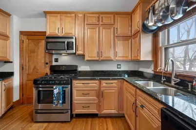 100 W 40th Street, Minneapolis, MN 55409 - Photo 10