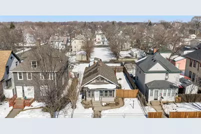 909 Saint Anthony Avenue, Saint Paul, MN 55104 - Photo 2