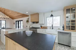 20801 Fern Dr, Lakeville, MN 55044 - Photo 18