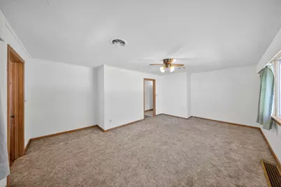 105 North Street NE, Preston, MN 55965 - Photo 4