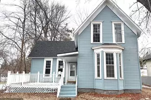 886 Johnson Pkwy, Saint Paul, MN 55106 - Photo 1