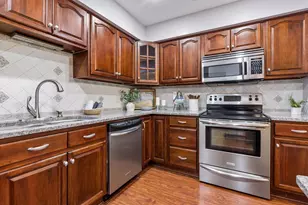 7361 W Franklin Ave, Saint Louis Park, MN 55426 - Photo 14