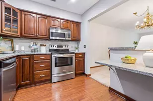 7361 W Franklin Ave, Saint Louis Park, MN 55426 - Photo 16