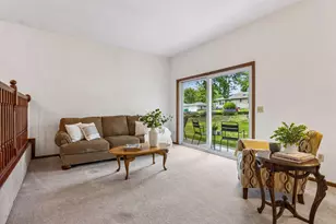 7361 W Franklin Ave, Saint Louis Park, MN 55426 - Photo 2