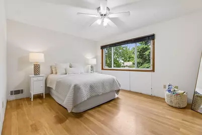 7361 W Franklin Avenue, Saint Louis Park, MN 55426 - Photo 18