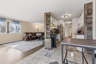 4874 Grenwich Trail N, Oakdale, MN 55128 - Photo 10