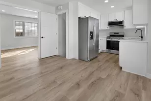 809 Oak Ridge Point NE, Blaine, MN 55434 - Photo 6