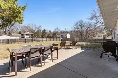 5609 Upper 136th Street Court W, Apple Valley, MN 55124 - Photo 14