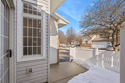 8465 Cortland Road, Eden Prairie, MN 55344 - Photo 12