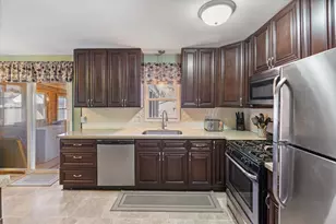 2559 Herschel St, Roseville, MN 55113 - Photo 6